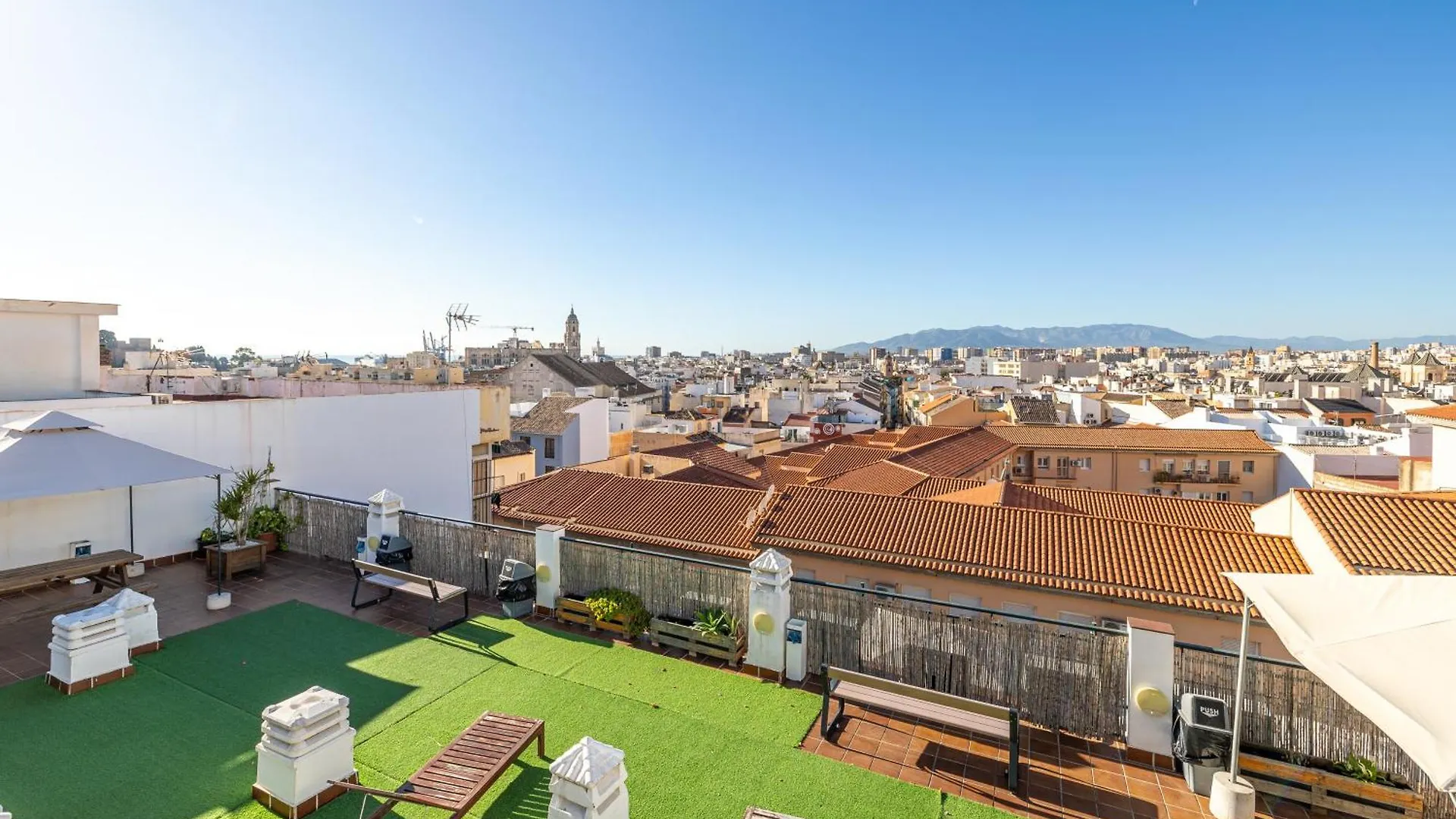 H2M Pasaje Dos Santos Smarttv, Oven, Parking Or Apartment Malaga Spain