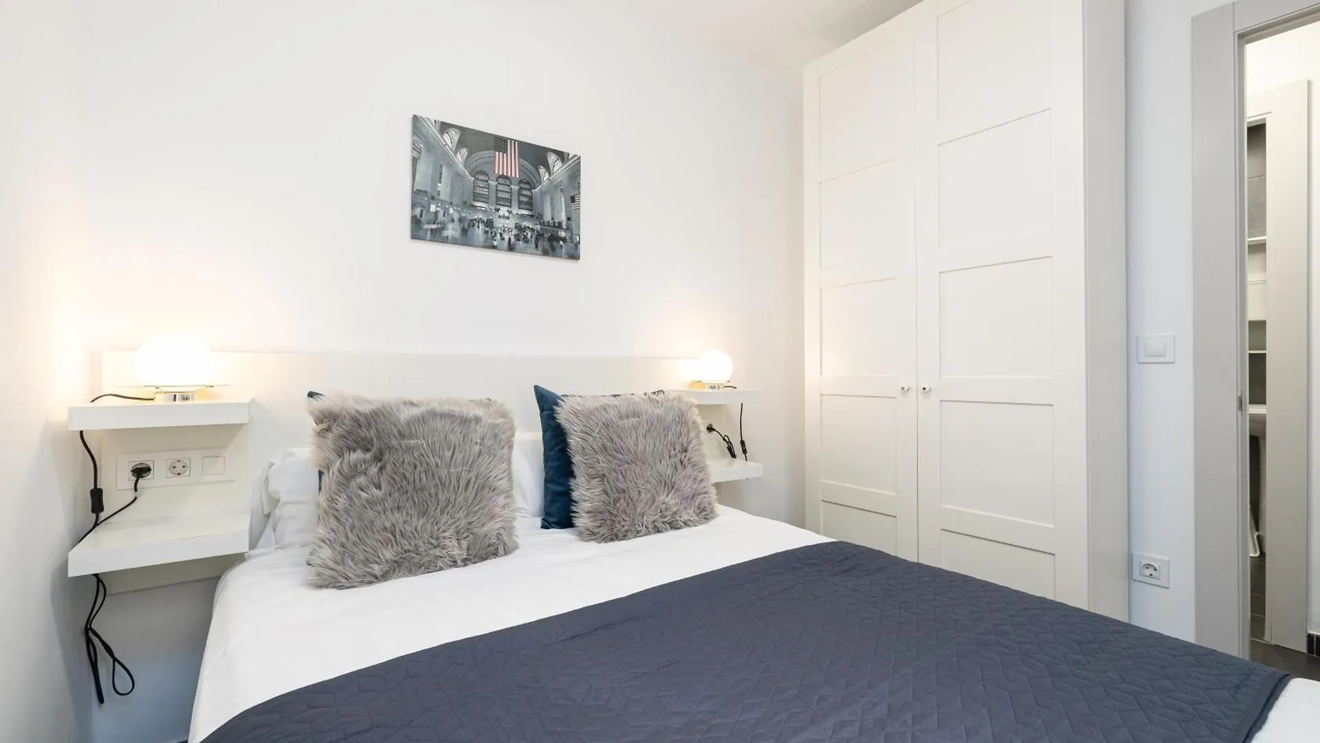 H2M Pasaje Dos Santos Smarttv, Oven, Parking Or Apartment Malaga 0*,
